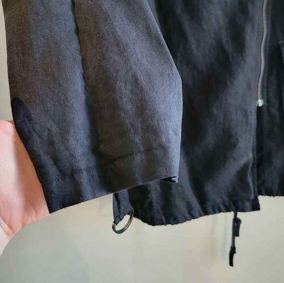 Aritzia Community Lightweight Jacket  With Organic Linen - Picture 8 of 16